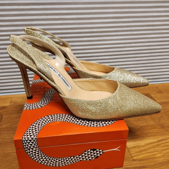 Manolo Blahnik | Shoes | Manolo Blahnik Gold Glitter Slingback Heels 37 ...